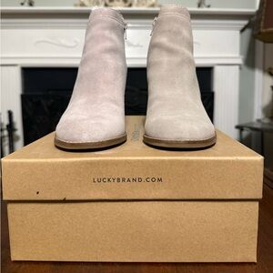 Lucky Brand Women's Gray Wedge Bootie
